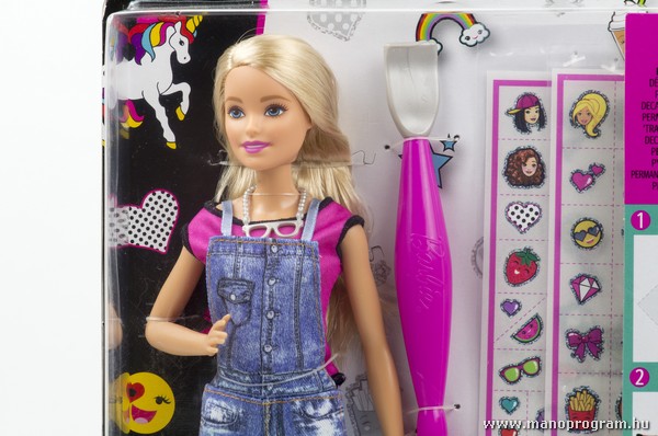 Barbie D.I.Y. Emoji Style